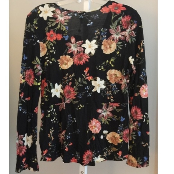 Anthropologie Farm Rio Trillium Floral Top - Picture 2 of 3